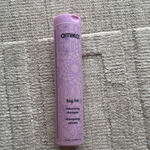 Amika Big Hit Volumizing Shampoo